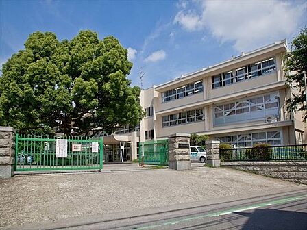 所沢市立清進小学校 徒歩2分。 130m