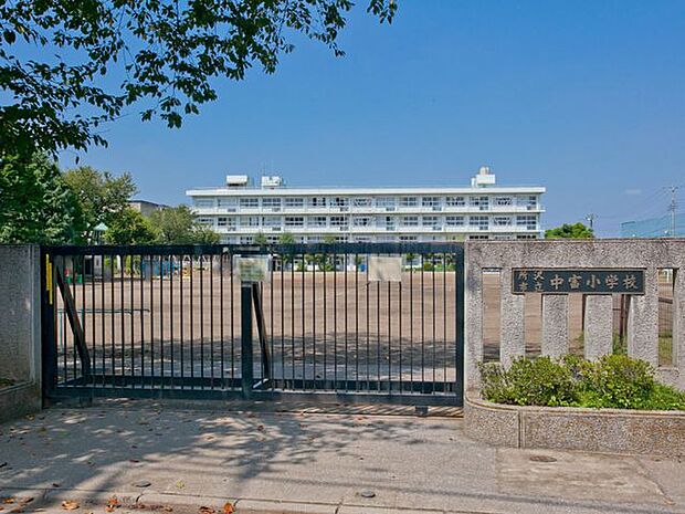 所沢市立中富小学校 徒歩16分。 1280m