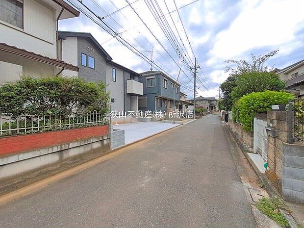 前面道路含む現地写真