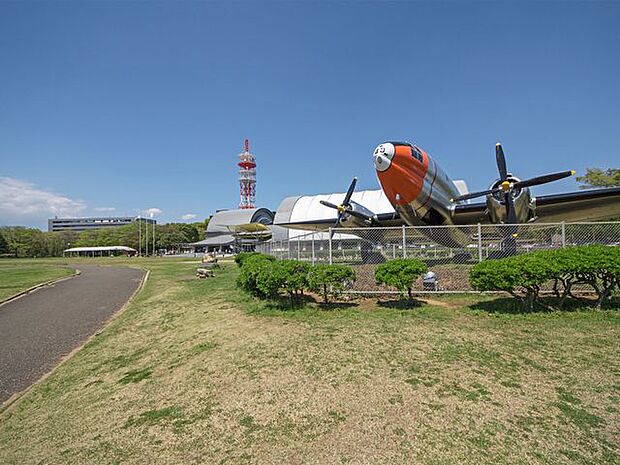 所沢航空記念公園 徒歩39分。 3060m