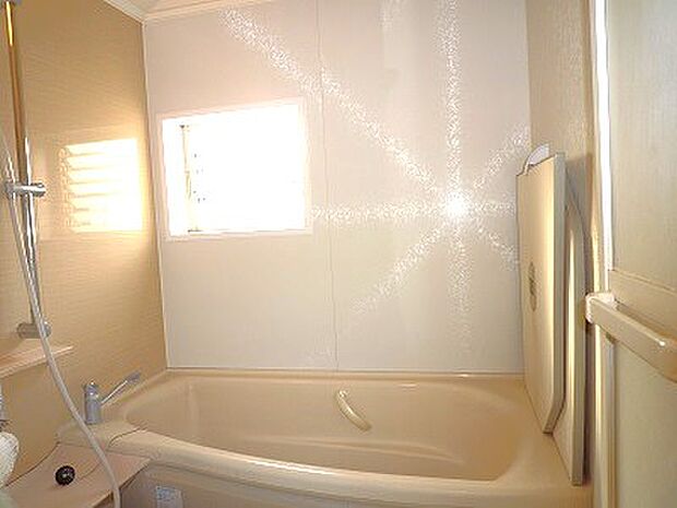 2010年2月リフォームされたピカピカの浴室♪