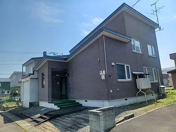 detached 北海道岩見沢市北五条西16丁目1-10
地図を見る