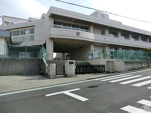 【小学校】横浜市立さちが丘小学校まで826ｍ