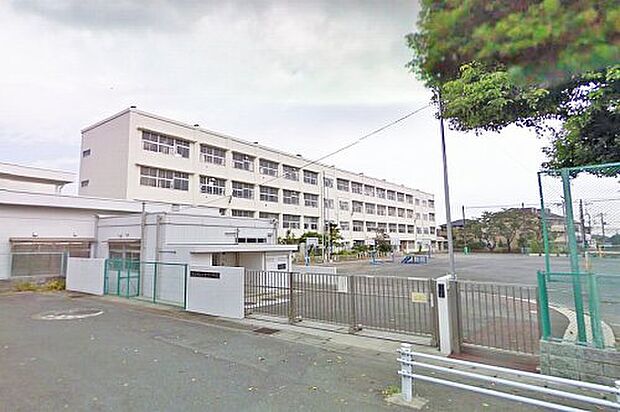 【小学校】横浜市立上星川小学校まで876ｍ
