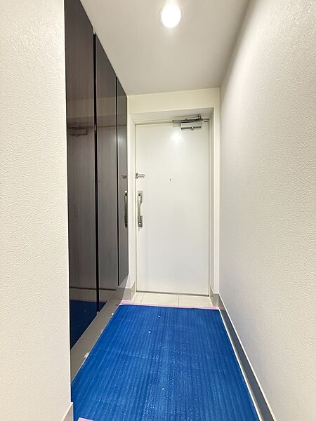 玄関（2026年7月撮影）