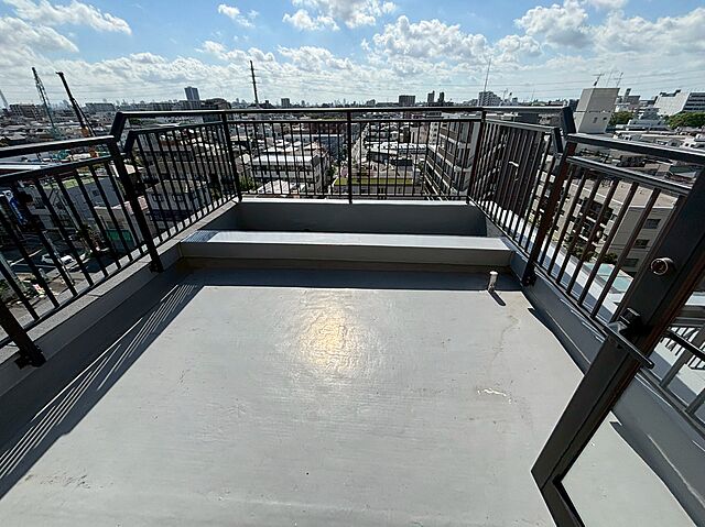 バルコニー ライオンズガーデン綾瀬谷中公園 8階/-