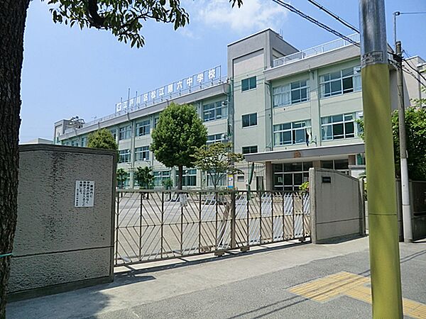 【松江第六中学校】学業だけではなくクラブ活動も活発な学校です。