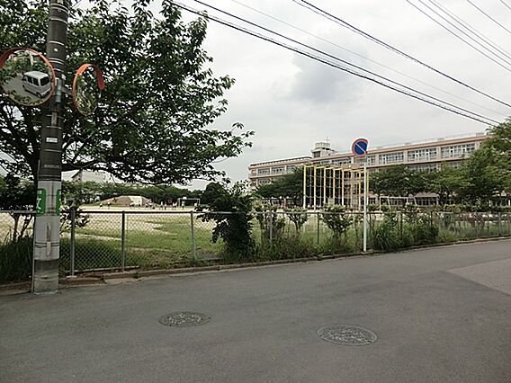 「地域を愛する...