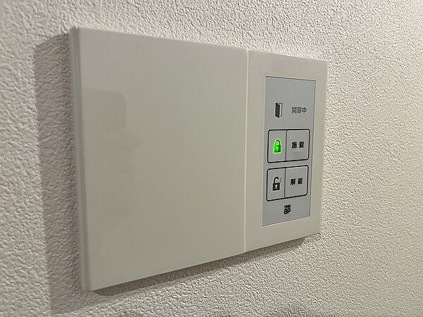玄関　電気錠