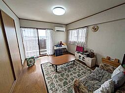 メヌエット八壱 3LDKのリビング/ダイニング