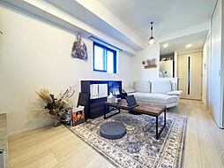 プレシスヴィアラ豊田 1SLDKのリビング/ダイニング