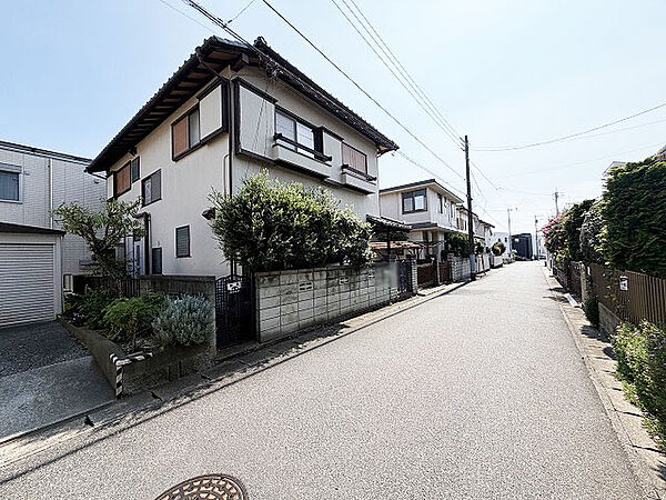 前面道路の幅員が約5ｍあり。