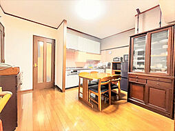 ゾンネンハイム草加 3DKのリビング/ダイニング