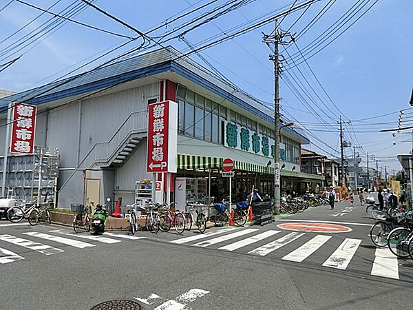 営業時間/9：30～19：30日曜・祝日9：00～19：30(水曜定休)。