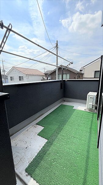広々としたバルコニー。◇2026.8撮影