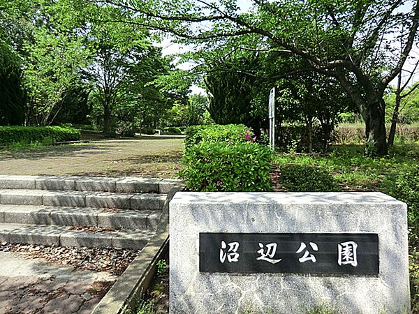 apartment 埼玉県吉川市栄町
地図を見る