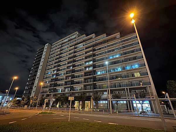 apartment 埼玉県吉川市美南２丁目
地図を見る