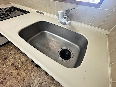 ■広めのシンクは、調理器具も洗いやすいです☆