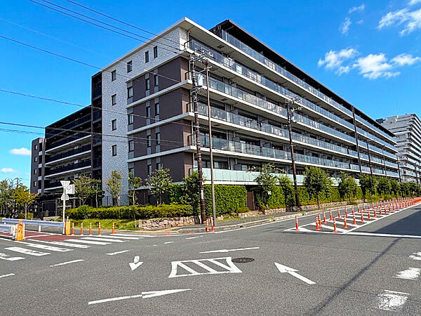 【ポラスの仲介】■JR武蔵野線「吉川美南」駅徒歩2分！■8階建て最上階の角部屋につき、陽当たり・通風・眺望良好です♪