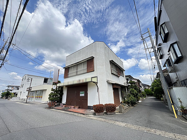 南角地につき、陽当たり良好です！/2026年8月撮影