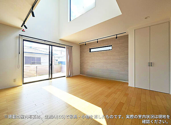 【リビング】20.3帖のLDKに、吹き抜けから光が降り注ぐ。毎日がリゾートのような開放感。