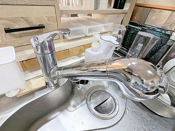 掲載の室内写真は、生成AI（CG）で家具・小物を消したものとなります。実際の室内状況は現地を確認ください。