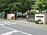 周辺：【薬円台小学校】令和3年には一人一台端末、電子黒板を導入しました。