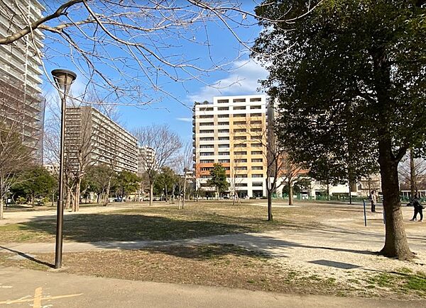 西新井さかえ公園まで約350ｍ