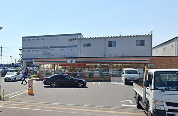 セブンイレブン三郷泉店