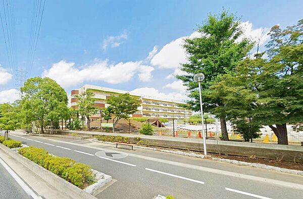幸房小学校