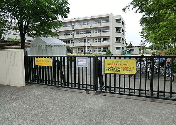 上里小学校