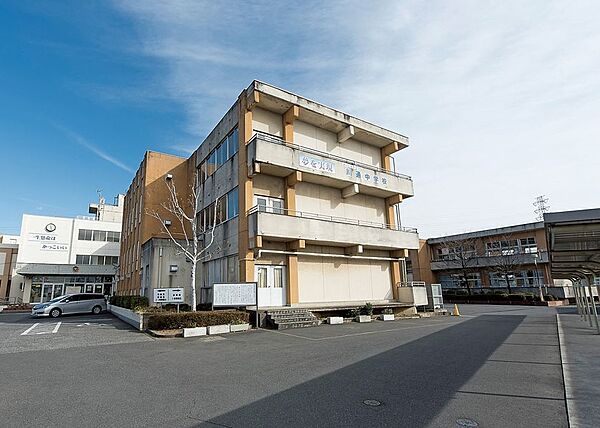川通中学校