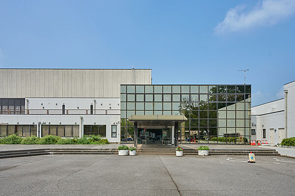 上尾市民体育館まで1300ｍ