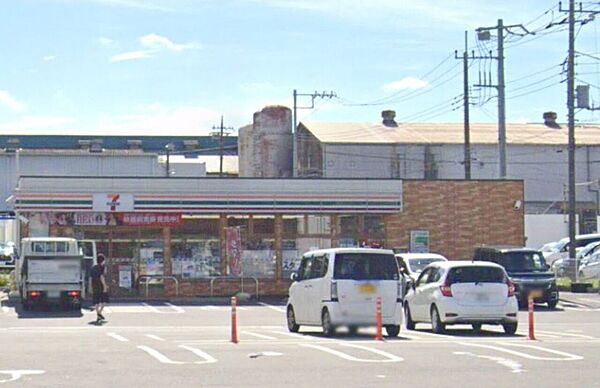 セブンイレブン　三郷新和3丁目店まで約450ｍ