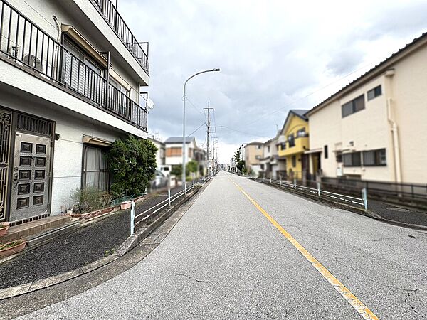 前面道路（2026年7月撮影）