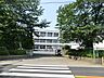 周辺：【八木中学校/1000m】学校教育目標は「自ら学ぶ・鍛える・磨く」。誰もが安心して学び合える学校を目指し、全教職員がチームとして協働で行う教育が行われています。