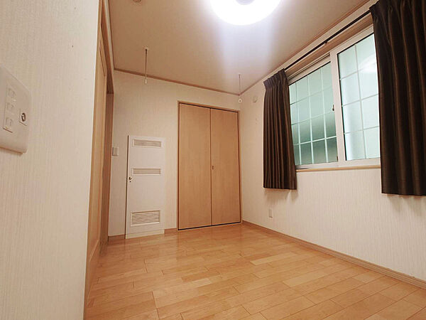 ■床暖房なので部屋中暖か、冬も快適！眠りの質が違います！