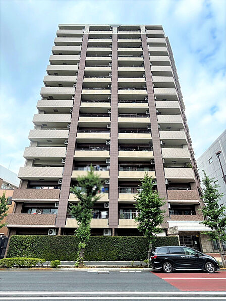 多彩な商業施設が揃う北千住駅前エリア(駅徒歩10分)の立地♪生活便利です!(2026年7月)撮影