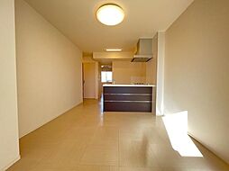 ユーパークウーノ 00102 1階1LDKのリビング/ダイニング