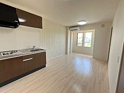 ニュークラリス 202 2階1LDKのリビング/ダイニング