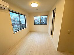 メゾン・ウィステリア 202 2階1LDKのリビング/ダイニング