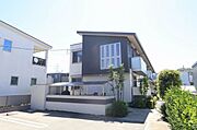  1階 築8年11ヶ月の賃貸物件