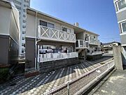楽々園駅より徒歩9分 1階 築32年8ヶ月の賃貸物件