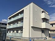 湯田温泉駅より徒歩8分 新築 3階建の賃貸物件