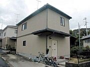  2階 築32年の賃貸物件