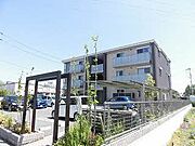  2階 築8年3ヶ月の賃貸物件