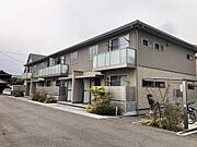  2階 築6年4ヶ月の賃貸物件