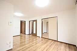 アメニティハイツ十市　Ｂ棟 B0102 1階2LDKのリビング/ダイニング