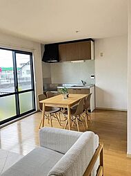 エルム　Ｂ棟 B0102 1階1LDKのリビング/ダイニング