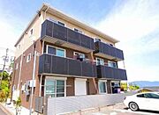  築12年6ヶ月 3階建の賃貸物件